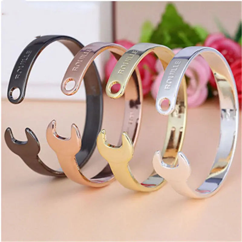 Fashion Fashion Alternative Bracelet 925 Silver Plated Cute Wrench Fashion Bracelet Womens & Mens Apparel Fine Jewelery Accessories Fine Jewelery Fashion Fashion Alternative Bracelet 925 Silver Plated Cute Wrench Fashion Bracelet