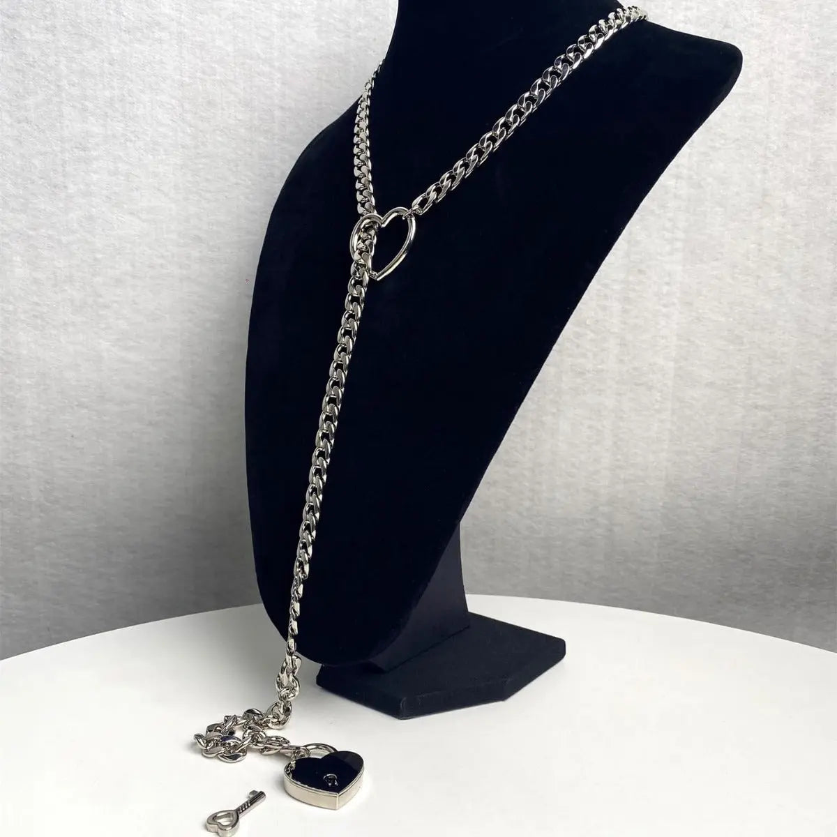 Fashion Jewelry 2024 New Slip Chain Necklace Heart O-Ring Rock Cuban Long Necklace Adjustable Heart Shaped Lock Core With Key null Fine Jewelery Fashion Jewelry 2024 New Slip Chain Necklace Heart O-Ring Rock Cuban Long Necklace Adjustable Heart Shaped Lock Core With Key